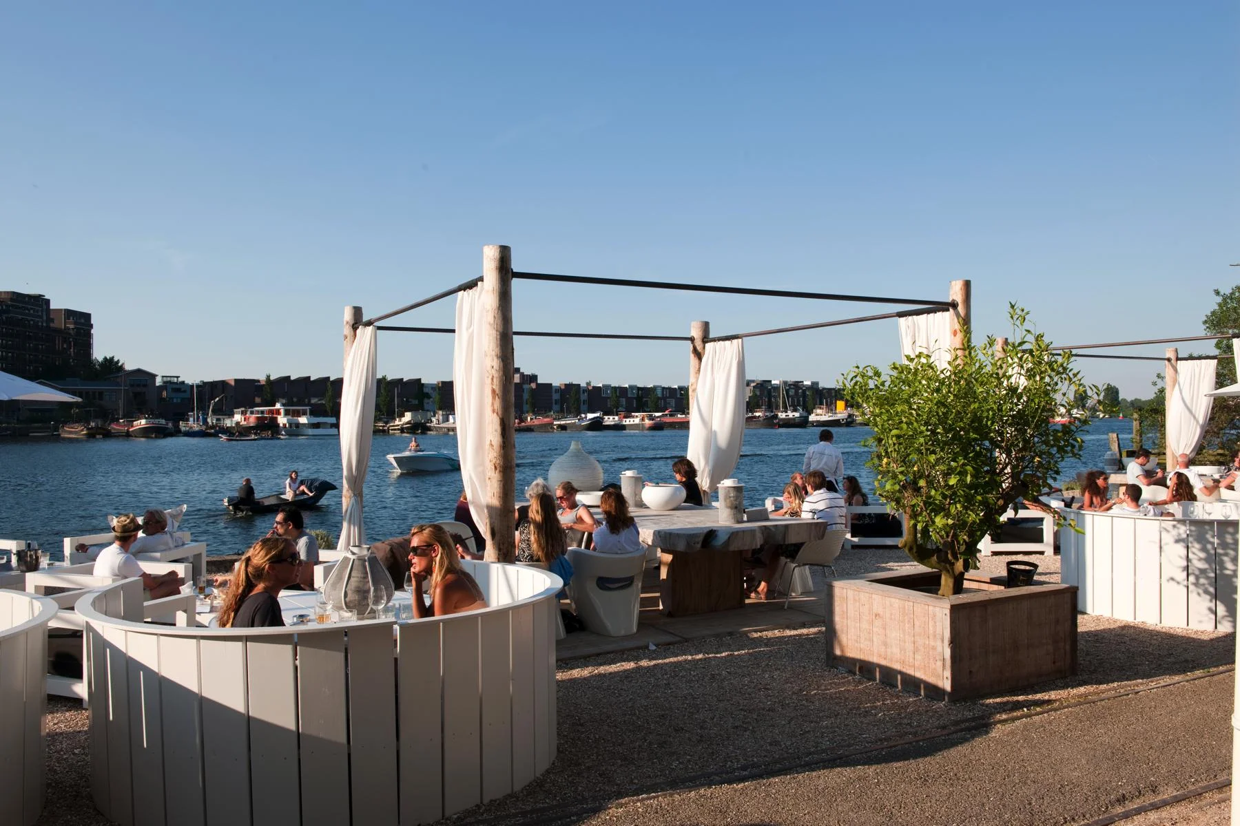 157AO20120725D0047 copy