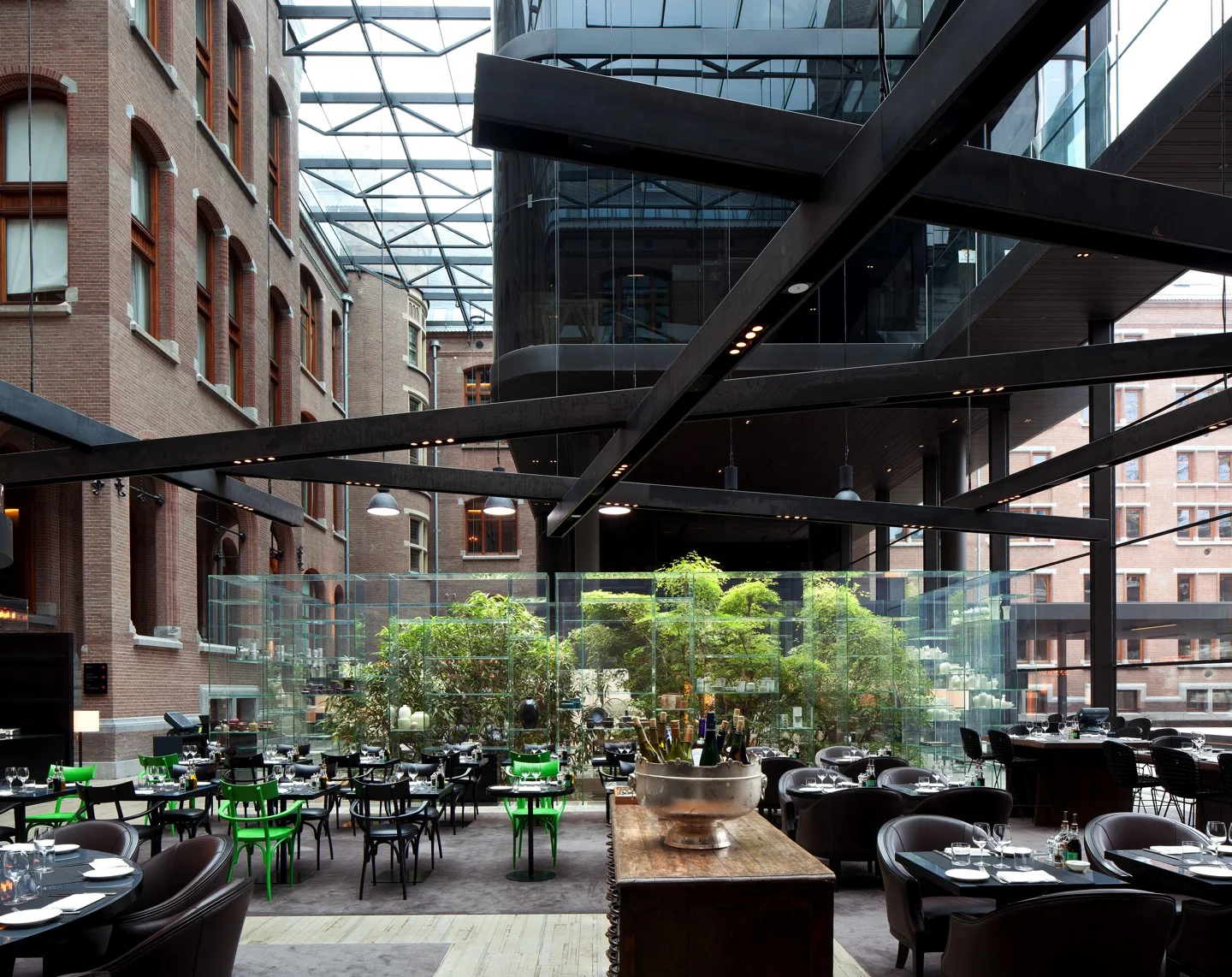 CONSERVATORIUM HOTEL BRASSERI 002