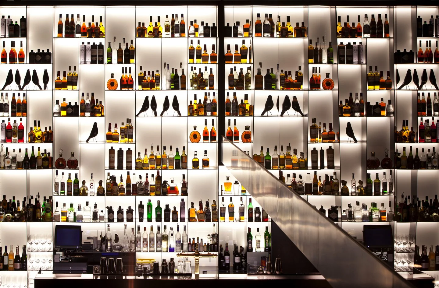 CONSERVATORIUM HOTEL TUNSE BAR 005