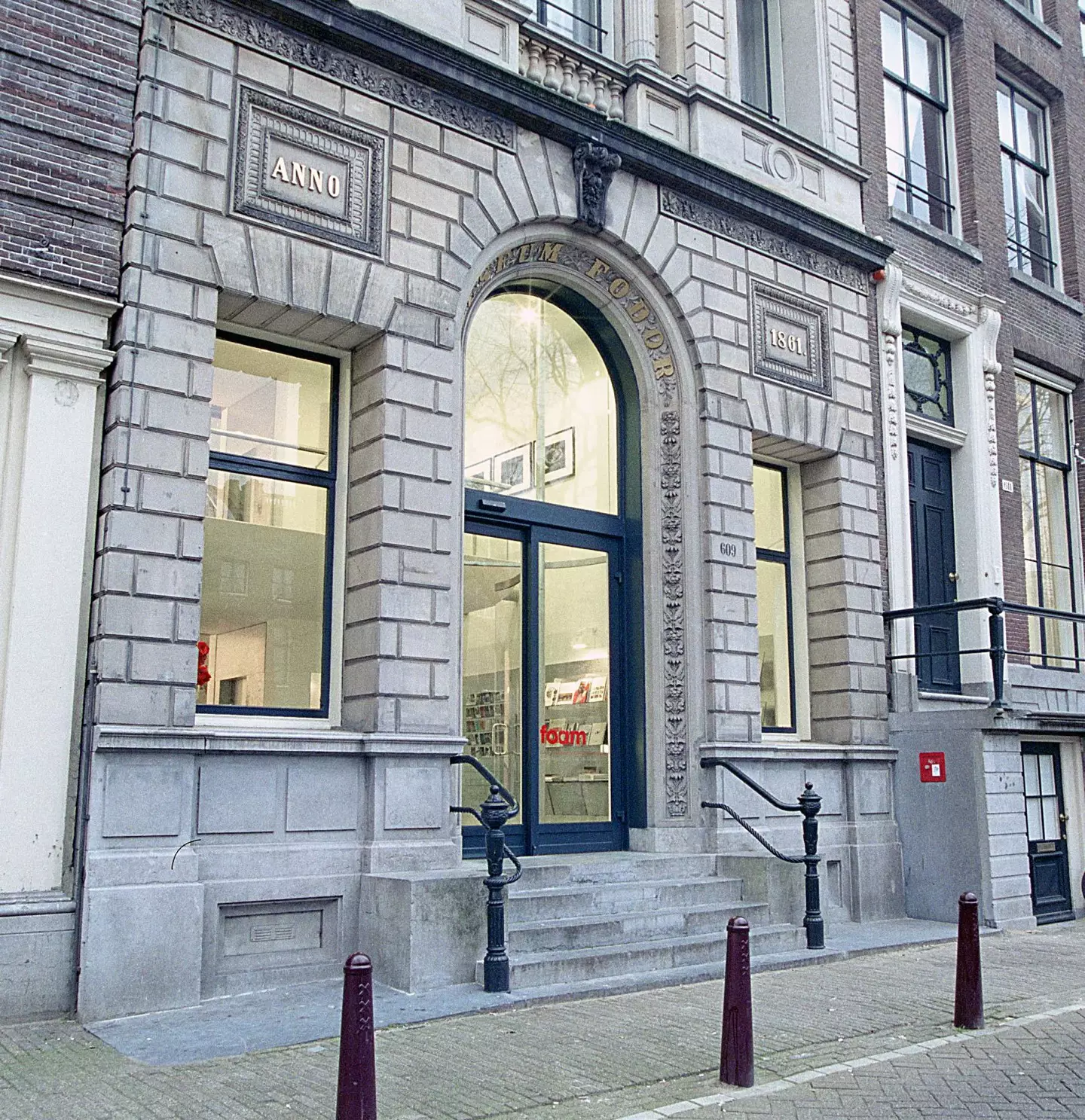 Outside Large C Foam