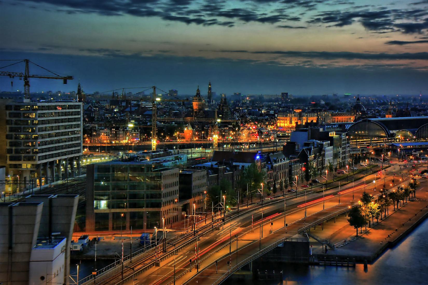 bynight pietheinkadex