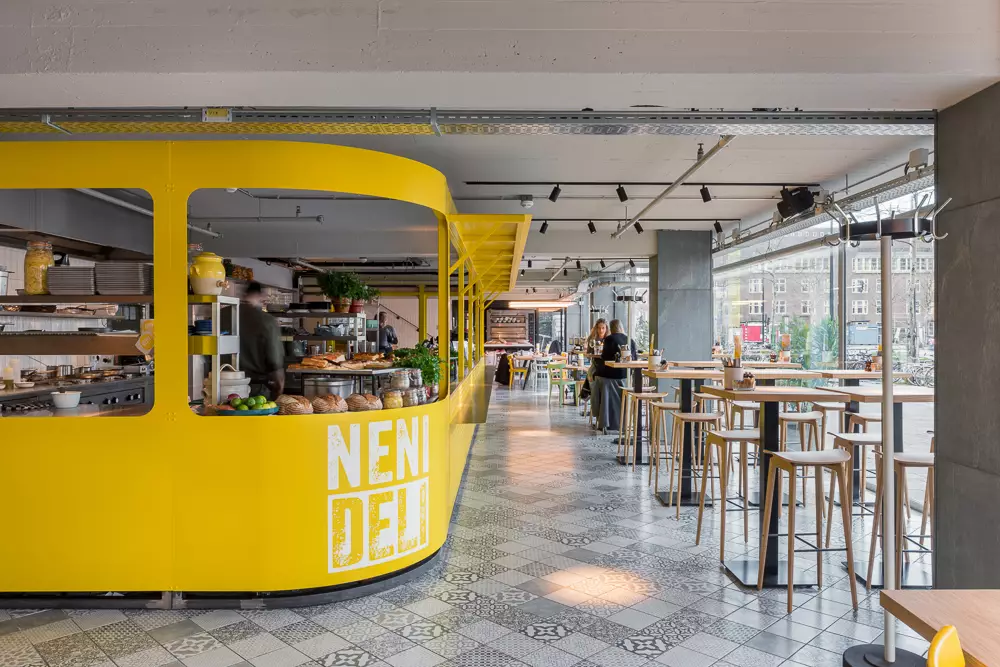 Neni-Amsterdam-150319-1000px-2-van-13