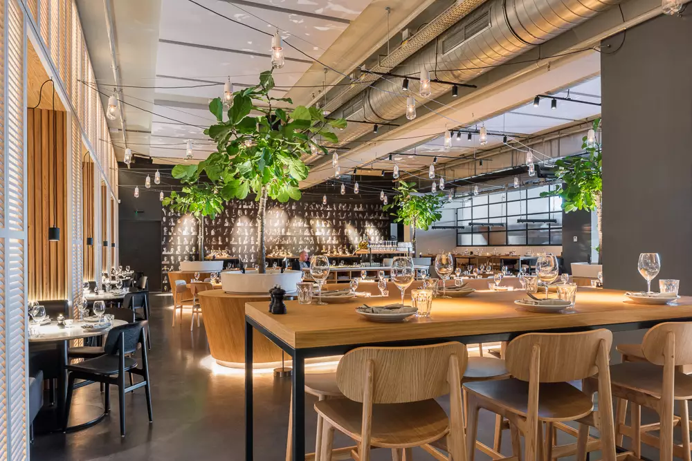 Neni-Amsterdam-150319-1000px-8-van-13