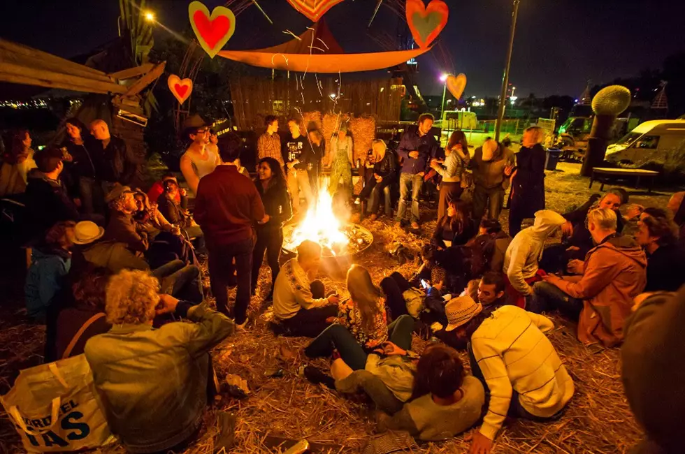 celestial-yellow-hemispheric-amsterdam