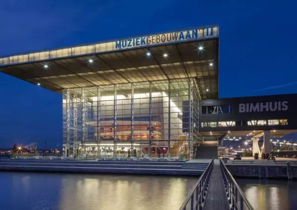 Het Minimal Music Festival in het Muziekgebouw aan het IJ