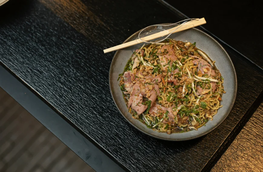 pastrami-noodle-soup-amsterdam