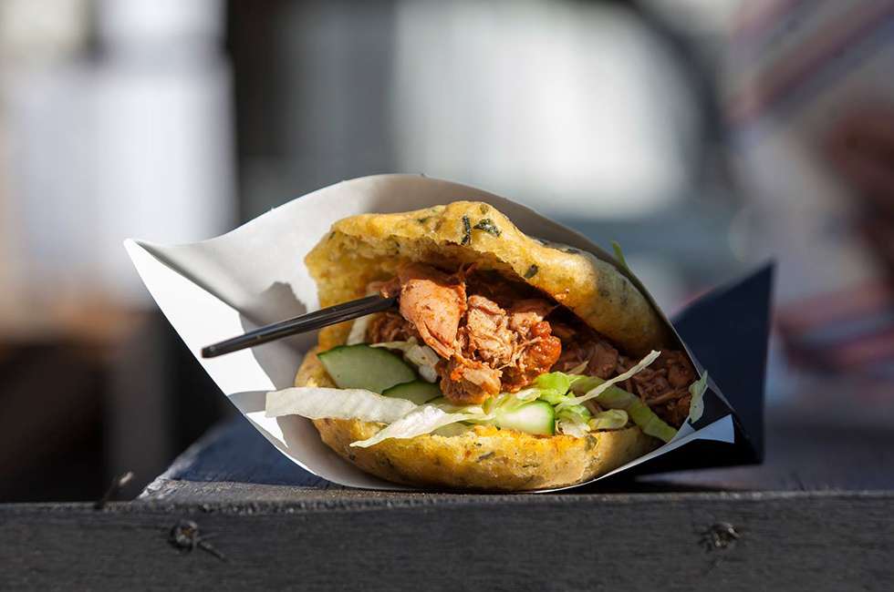 surinaams-eating-amsterdam