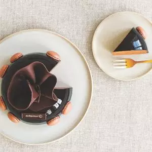 The Beehive Patisserie opens on Warmoesstraat