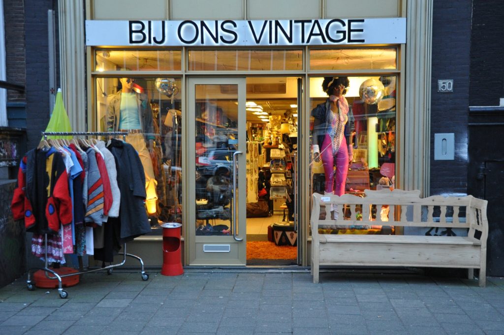 bij-ons-vintage-winkel-amsterdam_7