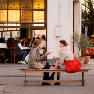 Ontdek Café Binnenvisser: Een Culinaire Geheimtip in Amsterdam