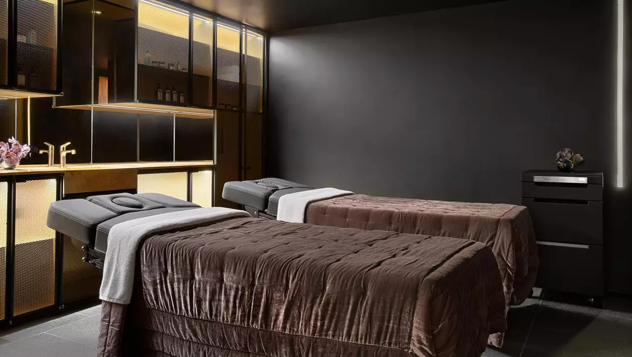 AWAY_Spa_W_Amsterdam9