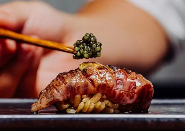 Omakase Amsterdam in De Pijp: 14-Gangen Japans Genieten