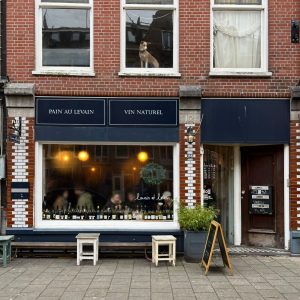 Levain et le vin: waar de buurt brood en wijn haalt