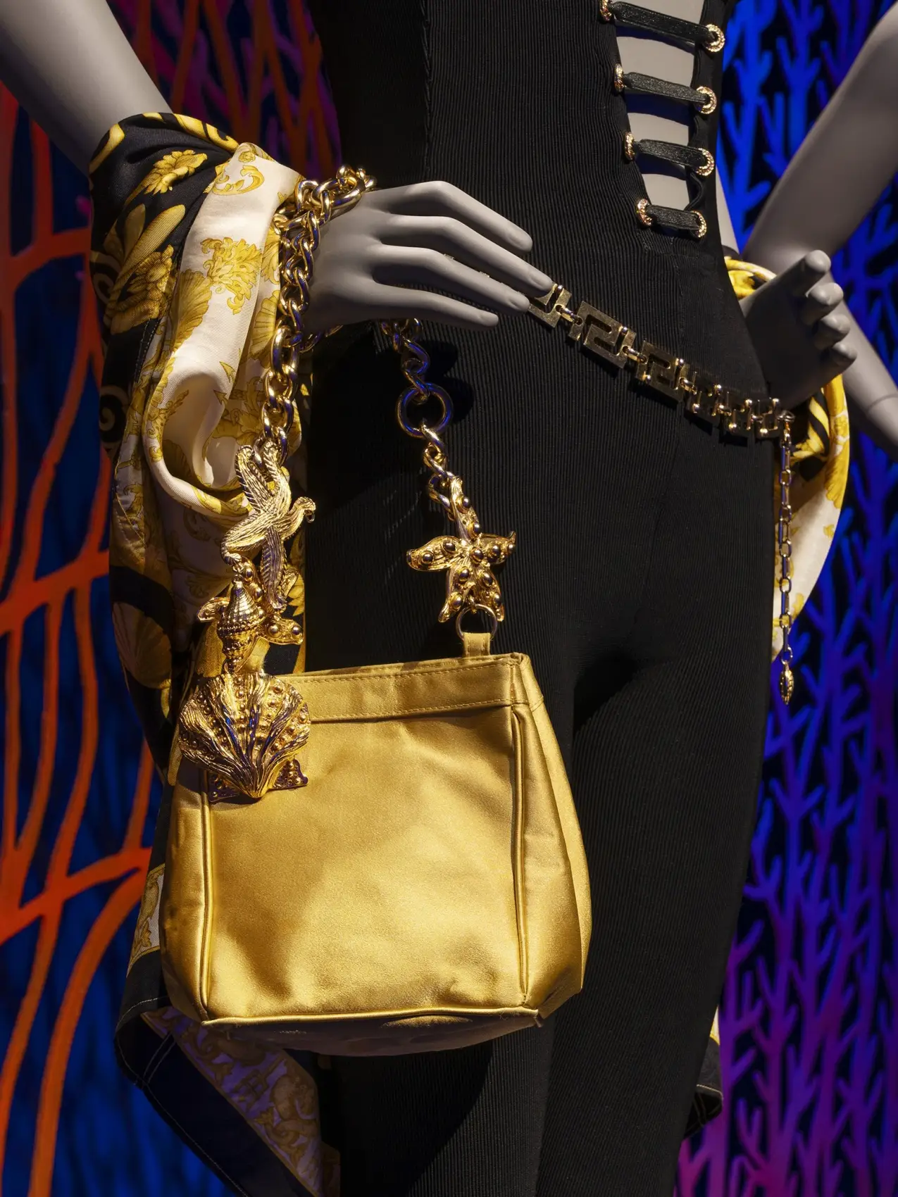 Versace - Photography Soile Tirilä