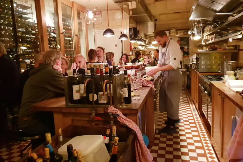 Wine bars-Amsterdam-Alex+Pinard