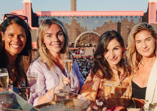 Meezingspektakel De Amsterdamse Zomer in Olympisch Stadion