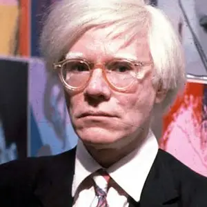 Textielkunst van Andy Warhol in Museum Cobra