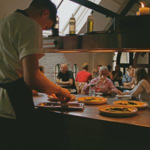 BAK: Toonaangevend Restaurant voor Duurzame Gastronomie