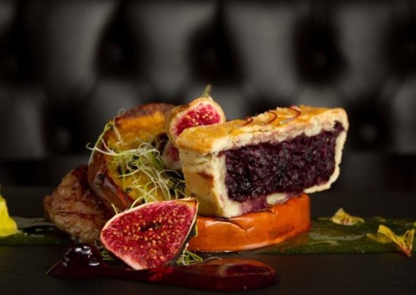 The Belhamel: French restaurant on the most beautiful canal corner