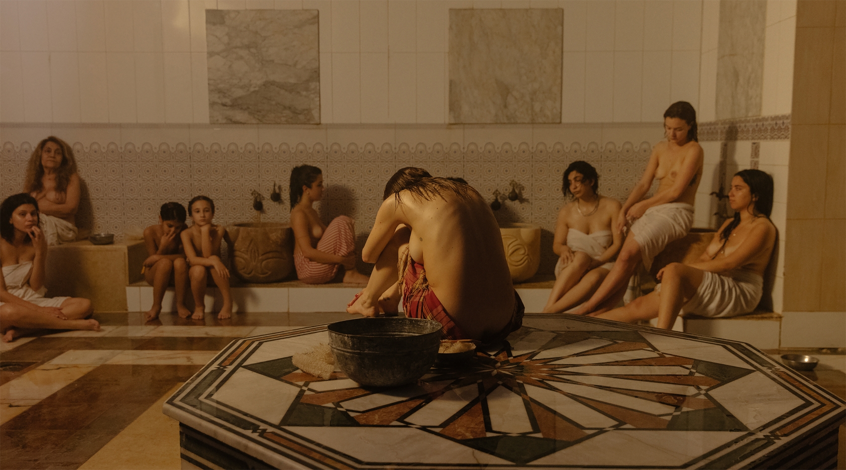 body-resistance-yumna-arashi-exposition-amsterdam_2