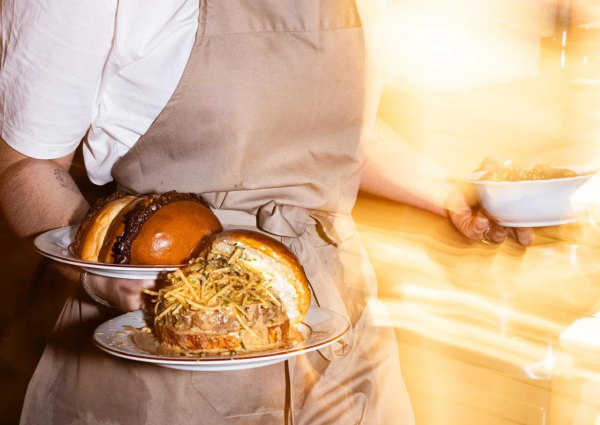 Bon Burger Bar: dry-aged burgers en natuurwijn