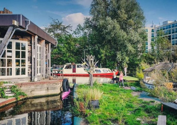 Café de Ceuvel: circular oasis on the waterfront in North