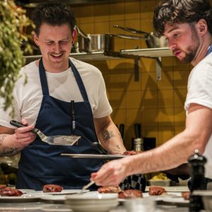 Café Écluse, het café dat het Sluishuis compleet maakt