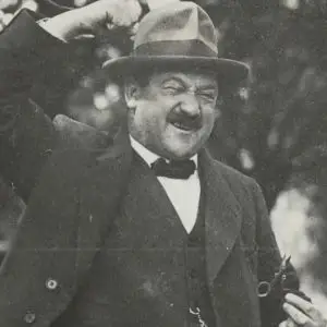 Bustling meeting place Meyer opens on Amstelveld