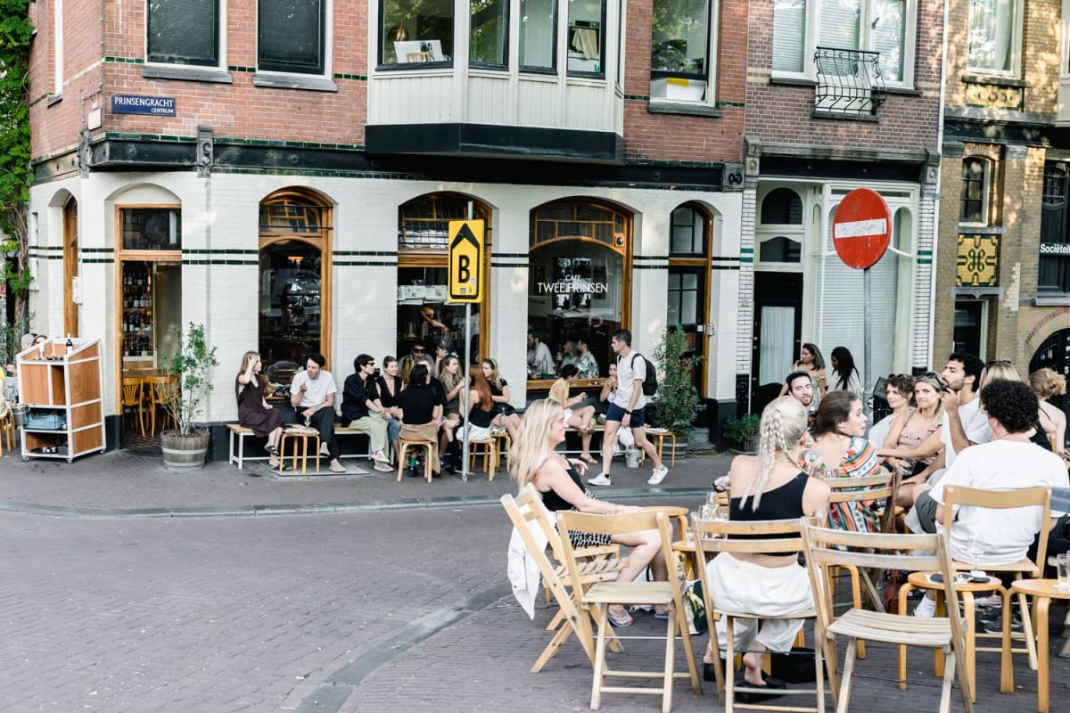 Café Twee Prinsen: Gezelligste bar met zonnigste terras