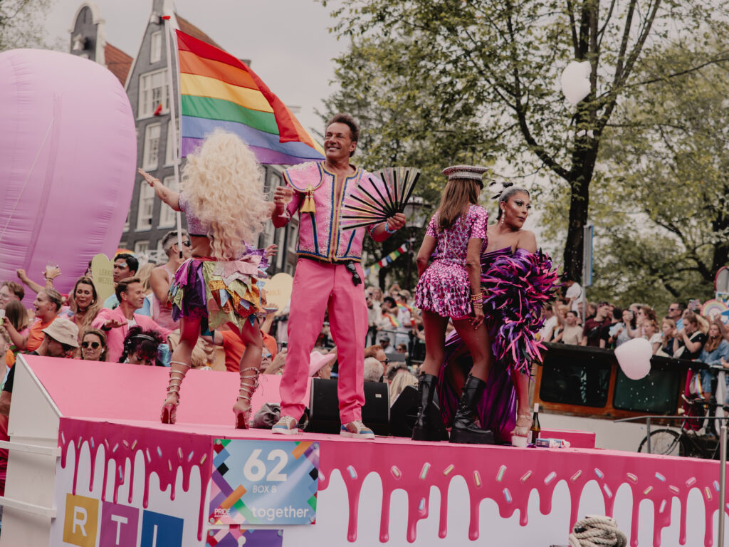 canal-parade-pride-festival-amsterdam_1