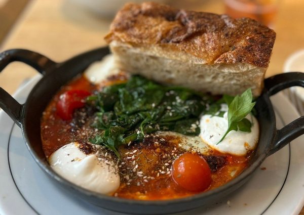 Wolf Zuidas Bakery: bread, croissants, and pizza all under one roof