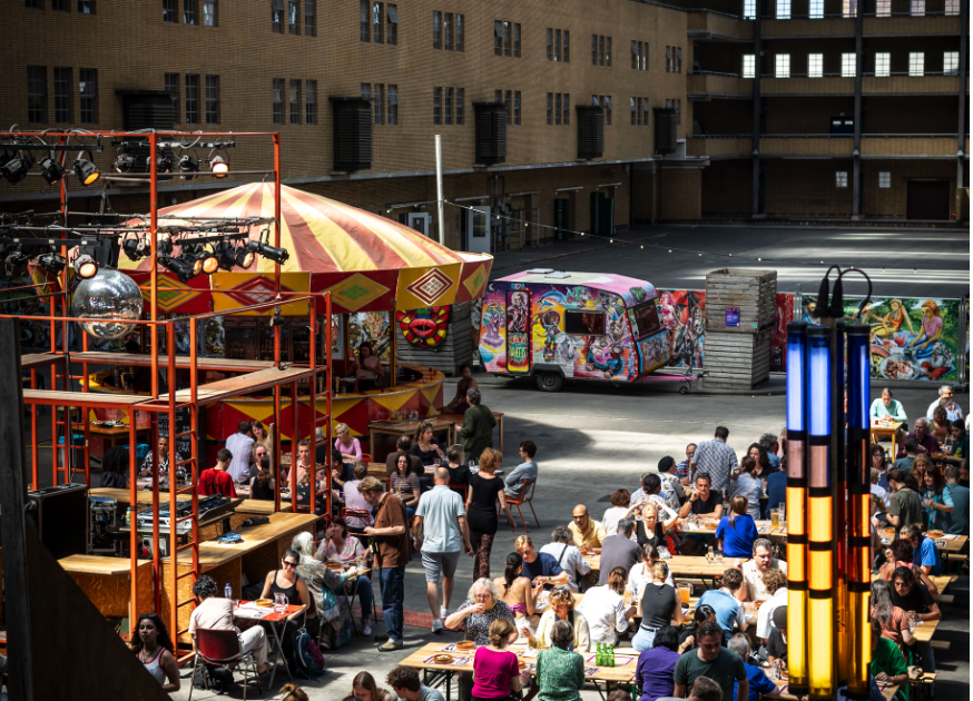 Vlooienmarktfestival Thriftpark in Centrale Markthal