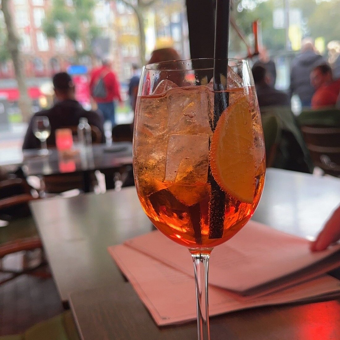 Chez van Rijn reopens: French brasserie with bar, lunch and dinner