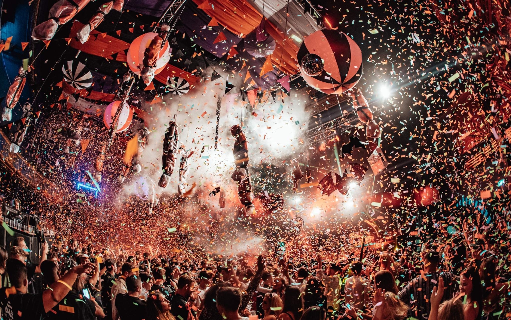 Cirque du Rave brengt explosieve mix van circus en techno