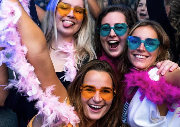 Cirque du Rave brings explosive mix of circus and techno