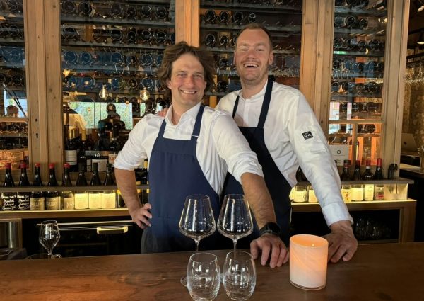 Zuiver Bar: Natural Wine and Sake Under One Roof on the IJ