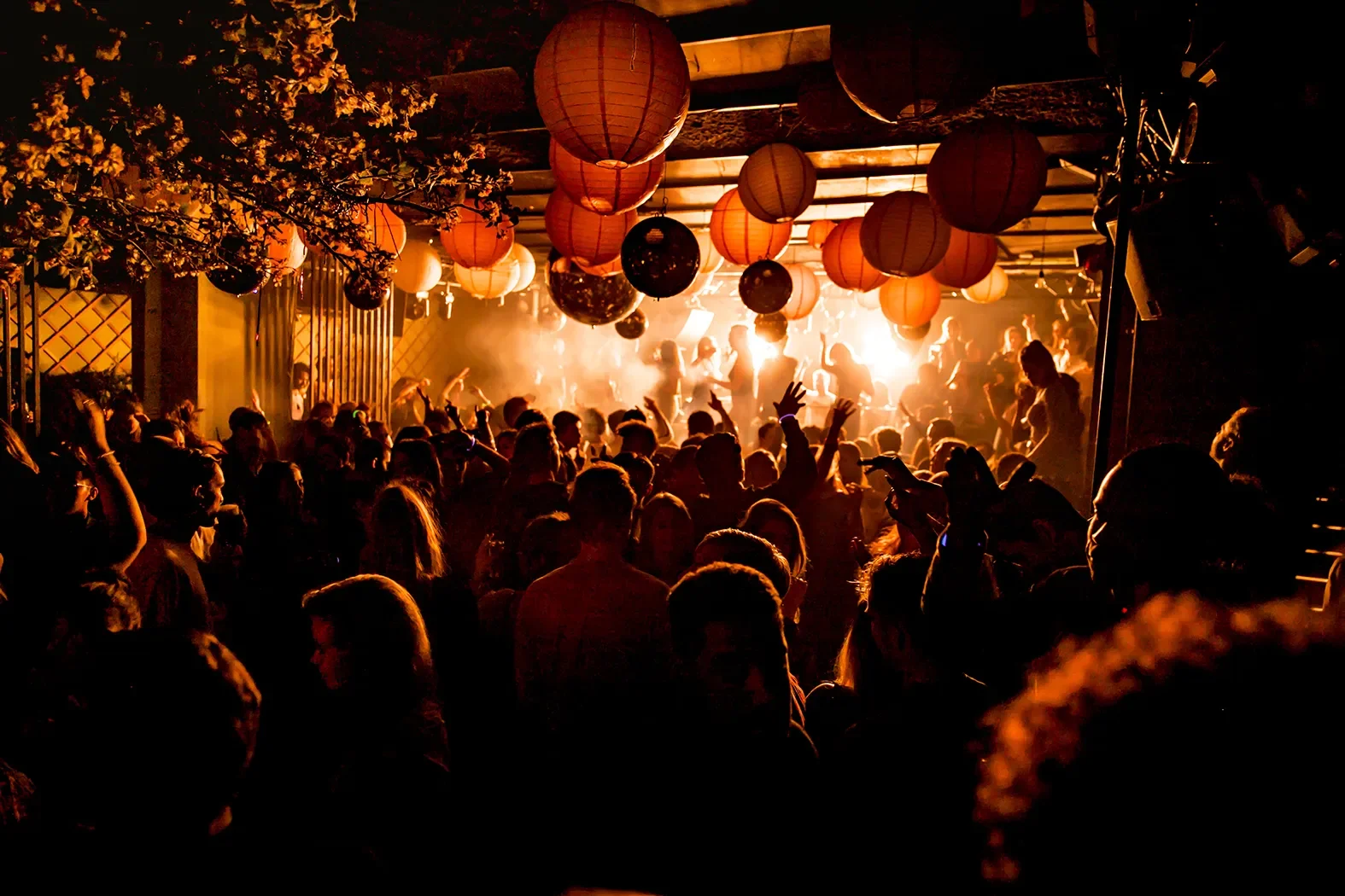 club-restaurants-amsterdam-chinchin