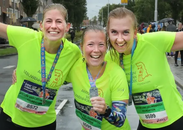 Dam tot Damloop: hardloopfeest van Amsterdam tot Zaandam