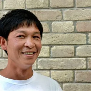 Danh Vo in ‘πνεῦμα (Ἔλισσα)’ bij Stedelijk Museum