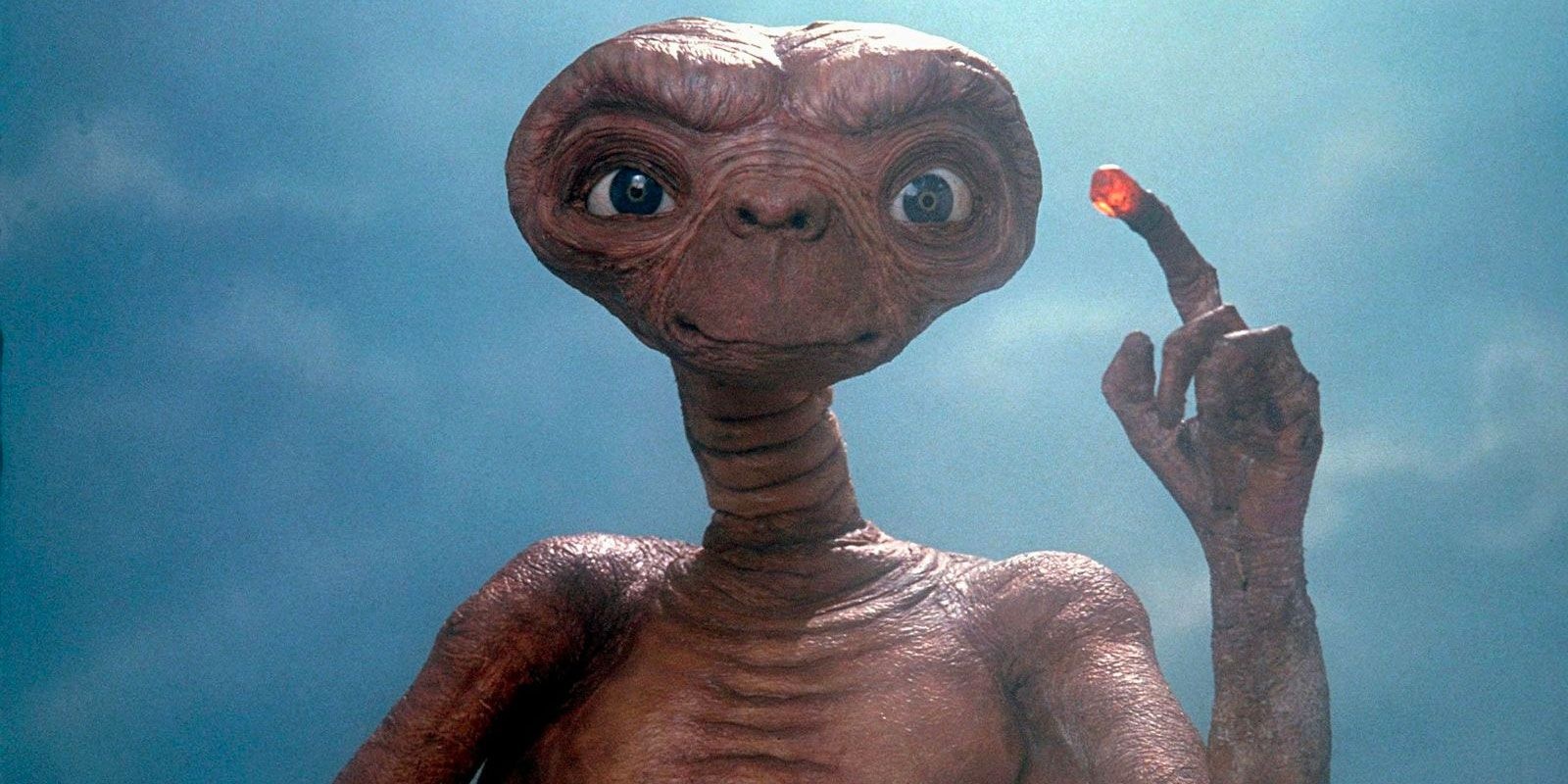 e-t-the-extra--terrestrial-in-concert4