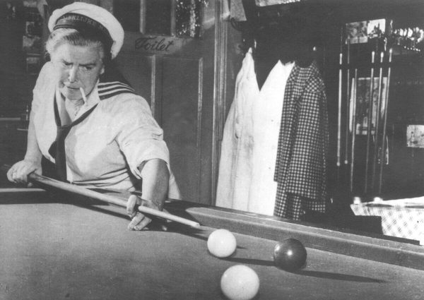 Eatery Van Beeren reopens with three courses for thirty euros