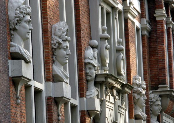 Embassy of the Free Mind: Museum voor wereldse wijsheid