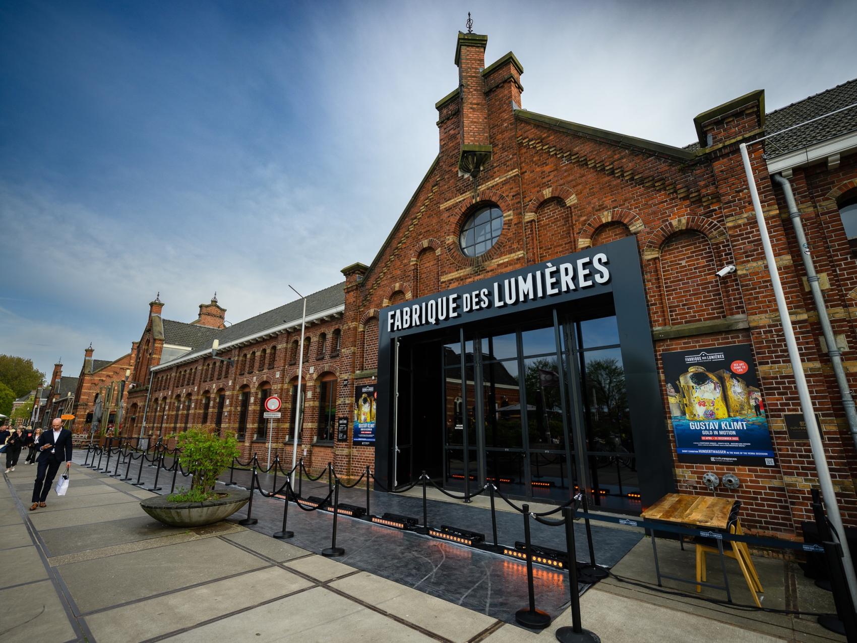 fabrique_luminiere_building