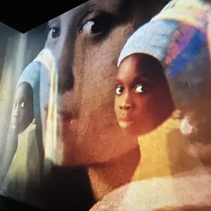 Kunst Monet schittert in Fabrique des Lumières