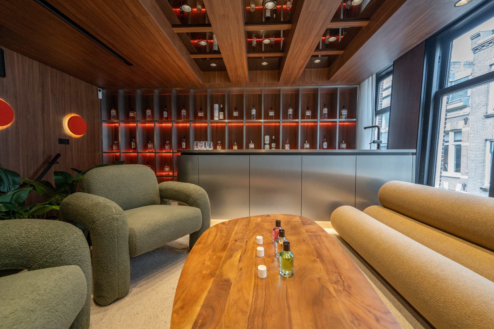 fugazzi-geuren-parfumerie-interieur-amsterdam