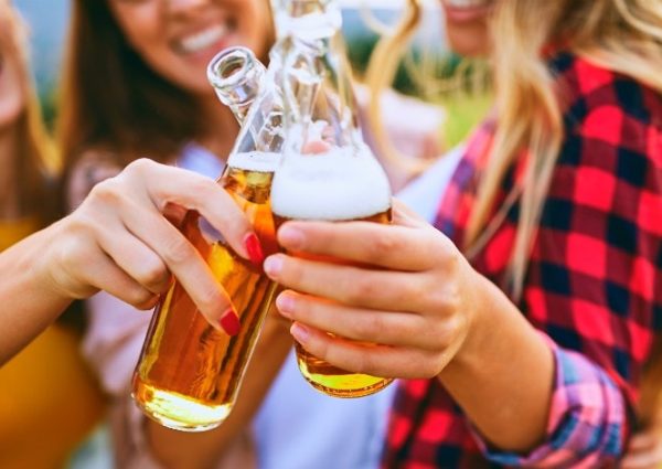 Zondagborrel in Amsterdam: De beste cafés & terrassen