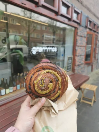 grammes-bakery-french-bread-amsterdam