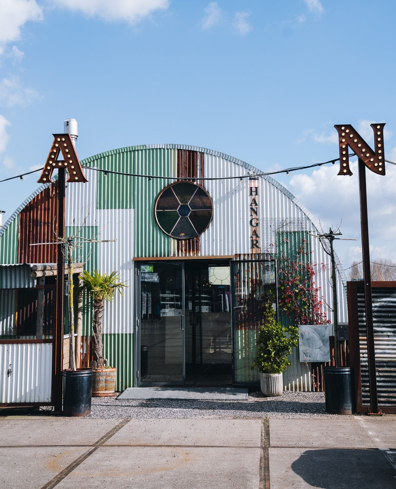 hangar-noord-restaurant-amsterdam_1