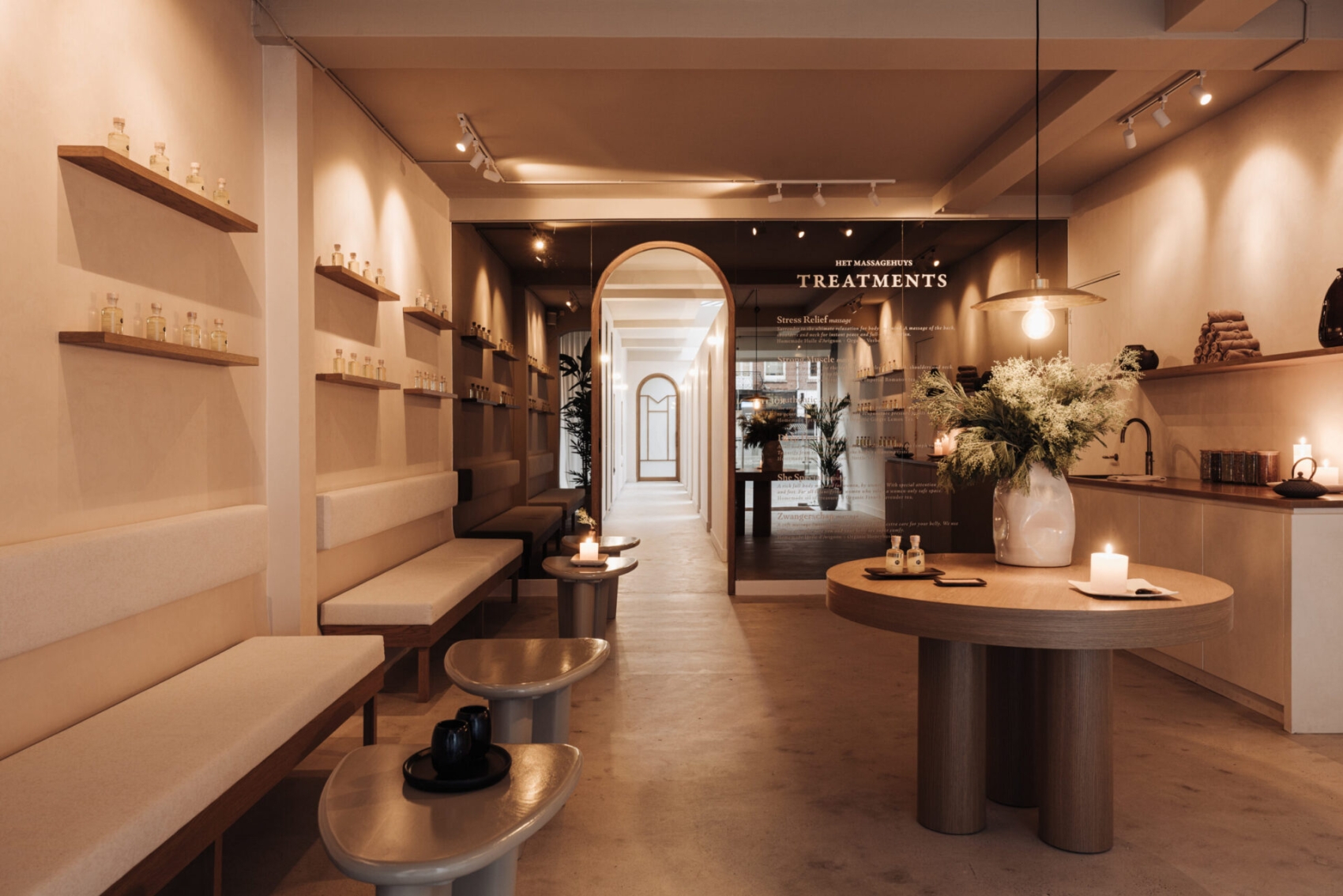 Het Massagehuys: Ontspannen in een serene omgeving