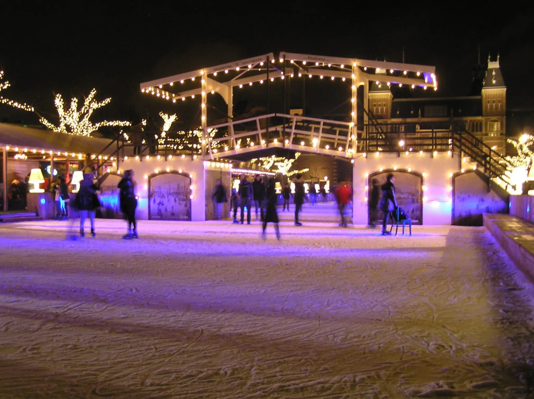 ijsbaan-museumplein-amsterdam_2